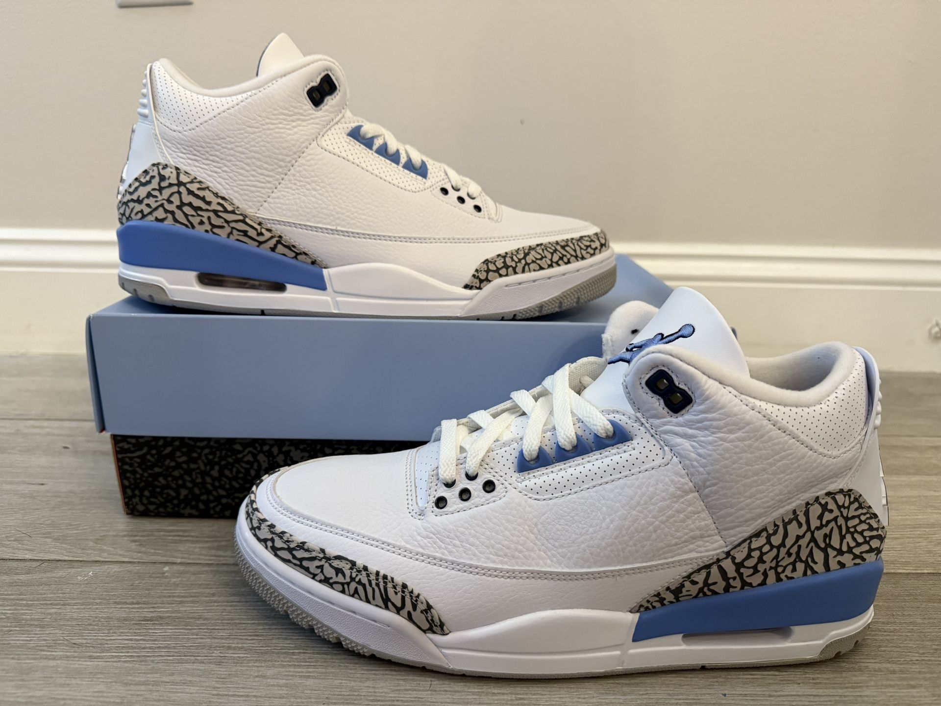 Men's Air Jordan 3 Retro UNC CT8532-104 White Valor Blue Tech Grey Size 12 Shoes NEW w/ Box