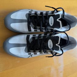 Nike Football Cleats Size 9.5