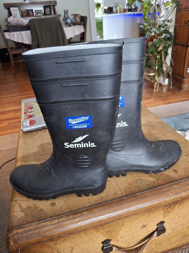 Blundstone Pull On Boots Size 10