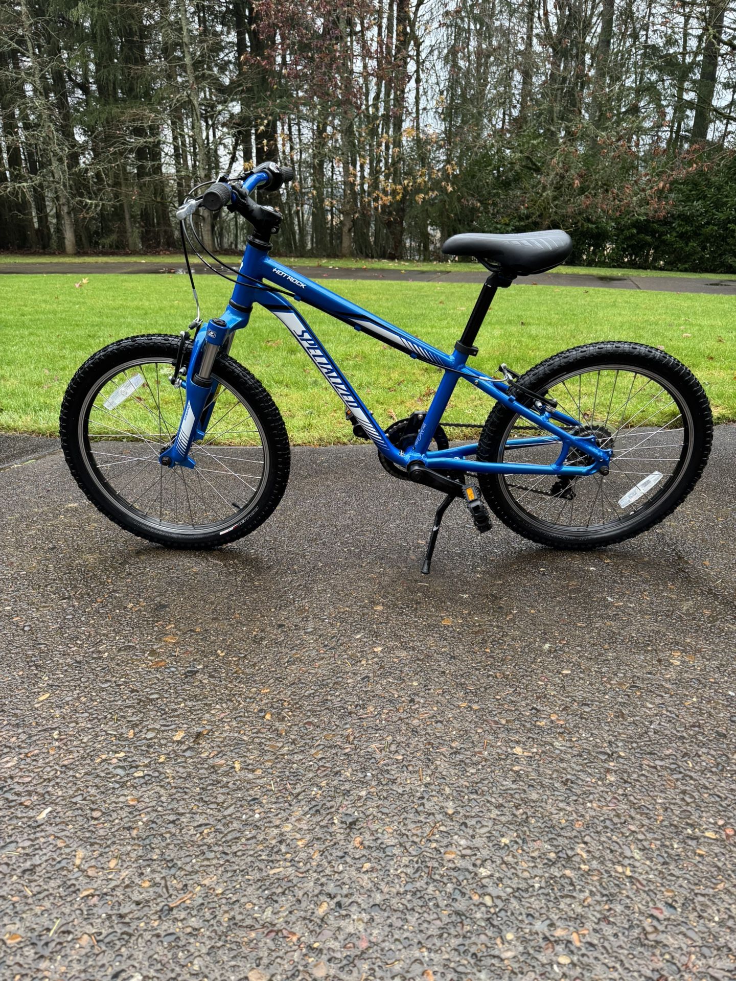 Specialized Hotrock 20” 6 Speed Bike