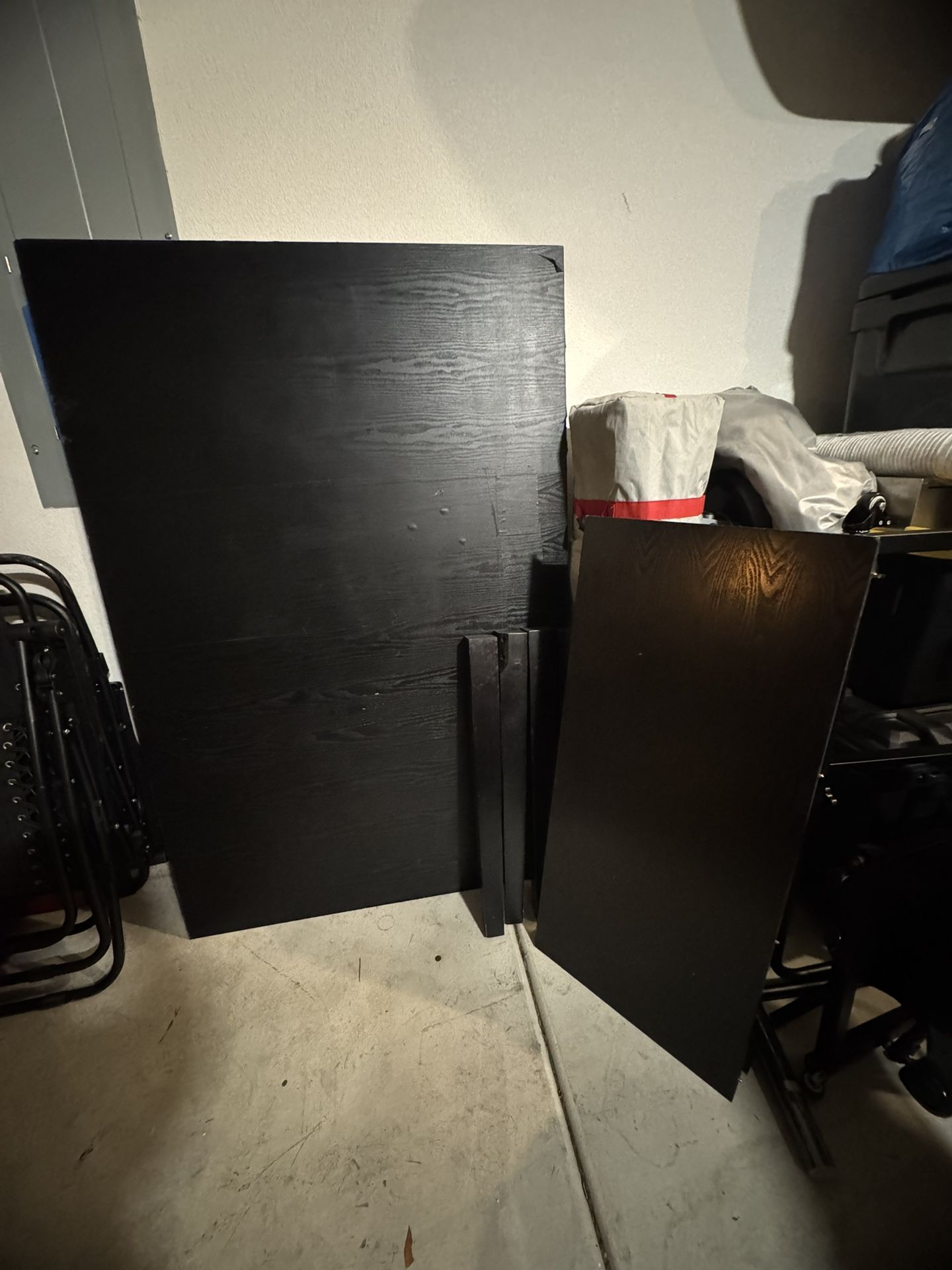 Large Table With Leaf! Peeling Is From Contact Paper, Not Actual Table