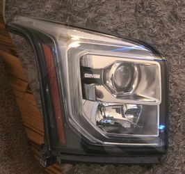 2015-2020 GMC Yukon Right passenger side headlight OEM