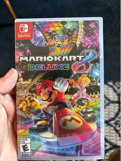 Mario Kart 8 Deluxe Nintendo Switch Brand New Sealed