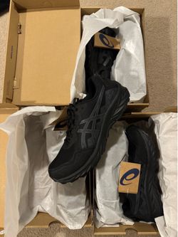 ASICS Gel Venture Black Size 10 (Wide)