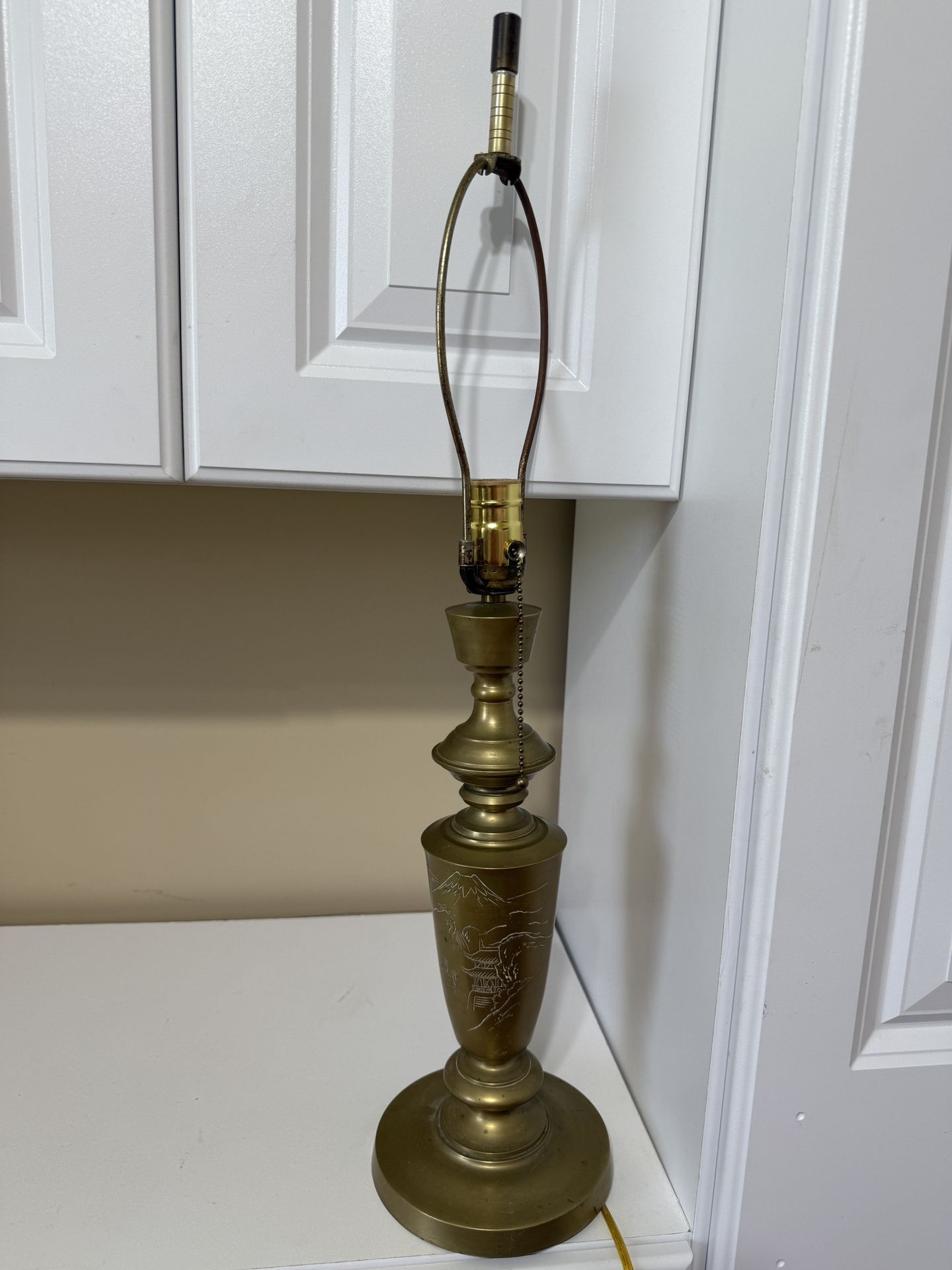 Vintage Solid Brass Table Lamp MCM 1950s Made In Japan Etched Mt Fuji Design 26"