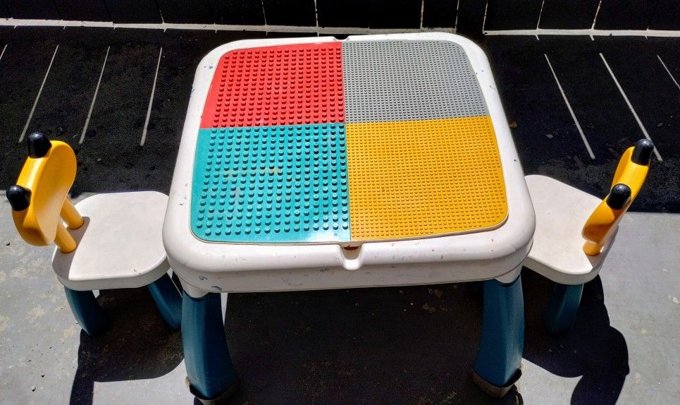 Kids Activities Table With 2 Chairs