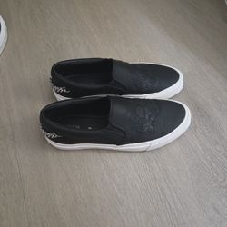 Zara leather sneakers, very little use.