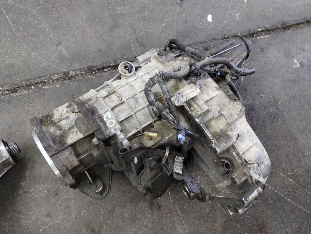 FullTime 4x4 or AWD Transfer Cases off 0102 and 0306 Denali and