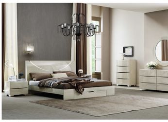 4 piece Queen bedroom set