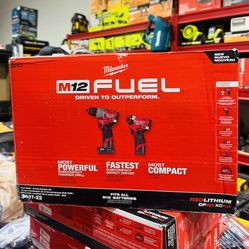 Milwaukee M12 FUEL 12-Volt Lithium-Ion Brushless Cordless Hammer Drill and Impact Driver Combo Kit w/2 Batteries and Bag (2-Tool)