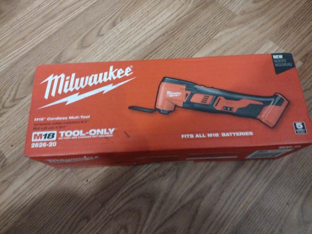 Milwaukee Oscillating Multi Tool... 18 V Tool Only