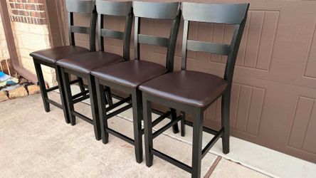 Set of 4 Counter Height Chairs