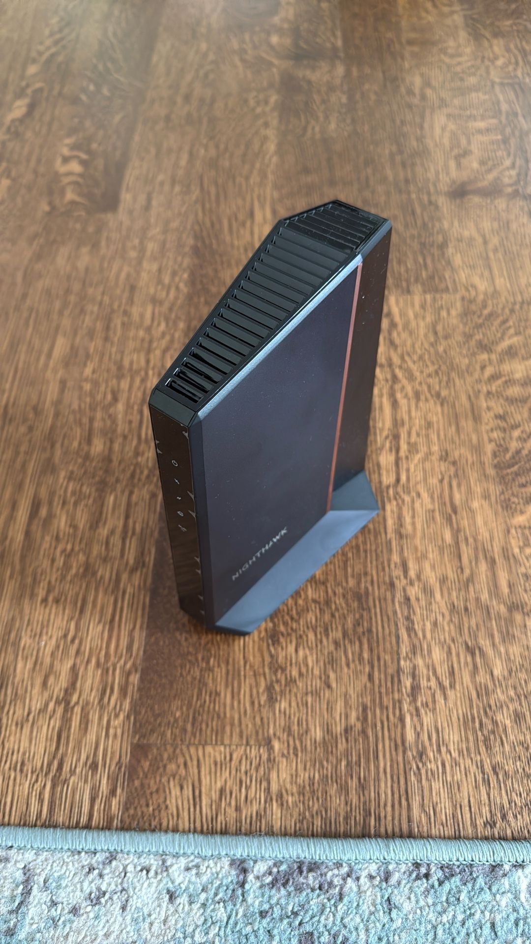 Netgear Nighthawk CM2000