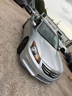 2011 Honda Accord Lx 97k miles !!!