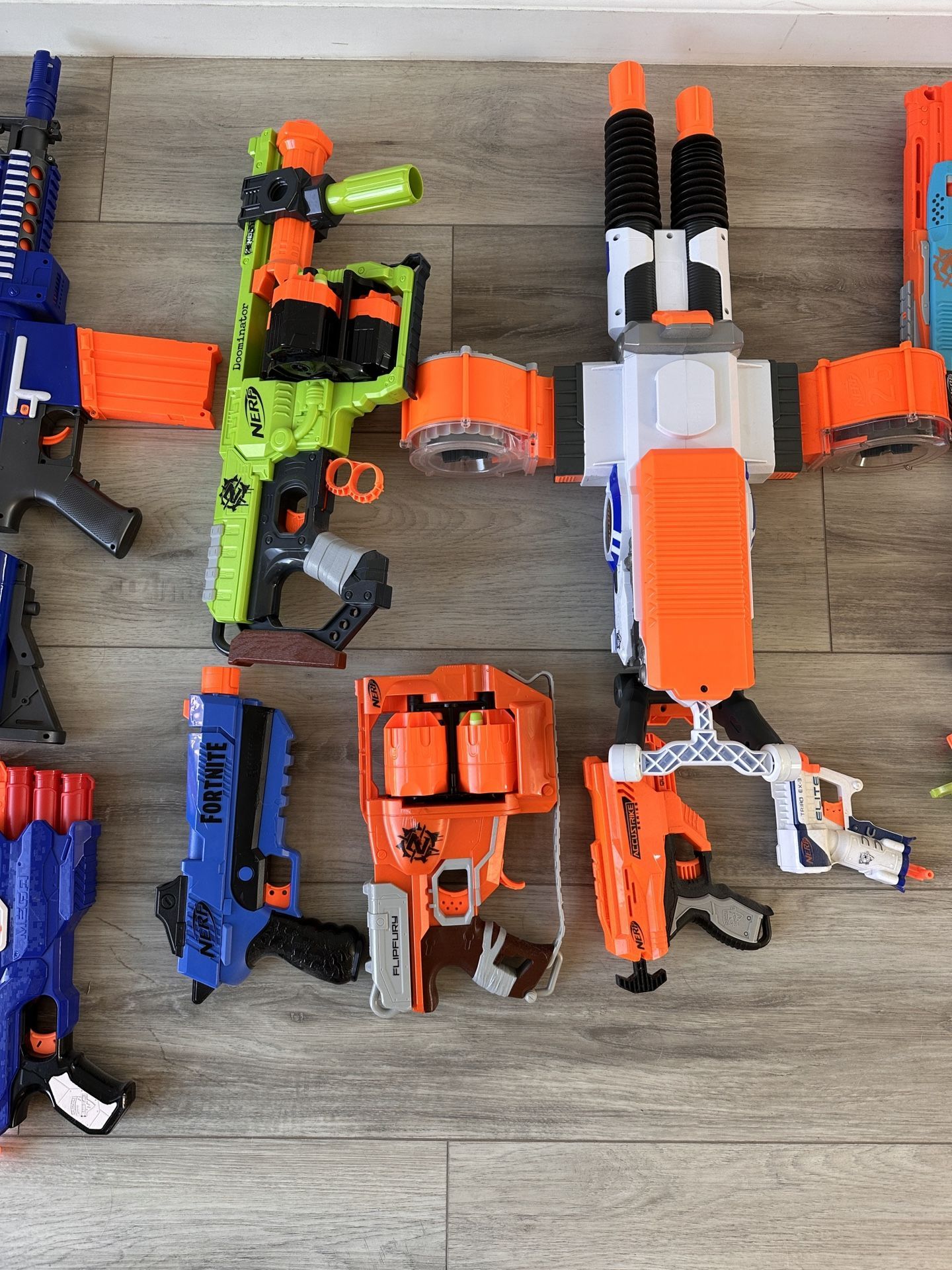 NERF dart guns 20 TOTAL!!!