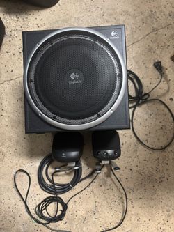 Logitech Subwoofer And Speaker Set