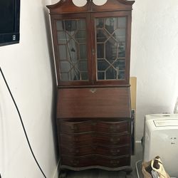 Antique mahogany secretary desk/hutch