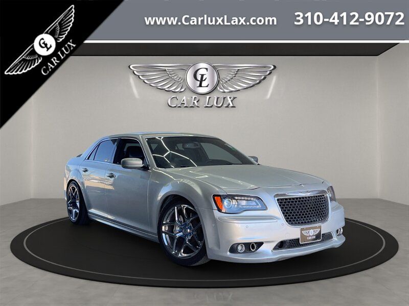 2012 Chrysler 300 Series SRT8