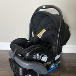 Graco snugride snuglock 35 dlx infant car seat