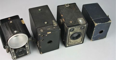 KODAK Box, Agfa, Spartus Cameras Lot of 4: Hawkeye Blue Model 2A, 116, B-2