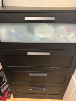 IKEA dresser (willing to drop off)