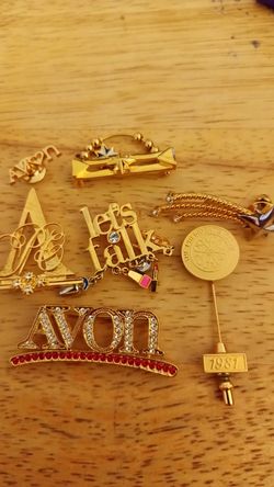 Vintage Avon pins