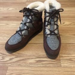 Sorel Women’s Boots Size 8