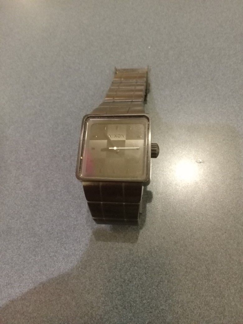 Nixon Quatro Watch