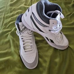 New Reebok Men's Shoes Size 12