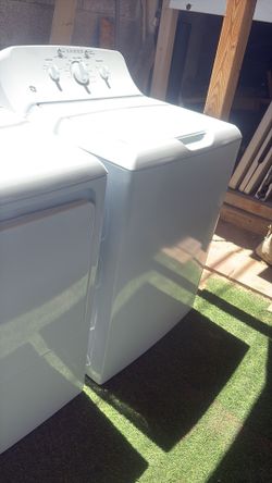 Nice set GE washer and  gas driyer 3 months warranty