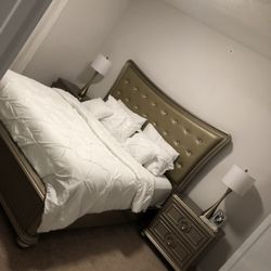 Like New Furniture For Sale 