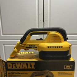 Dewalt Vacuum 