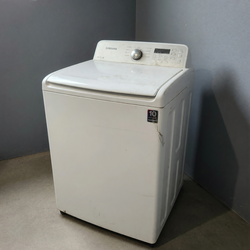 Samsung Top-Load Washer – Like New, Energy Star Certified - Dallas, TX