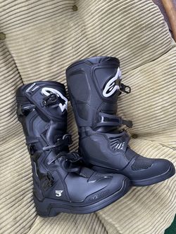 * New Alpinestar motocross boots