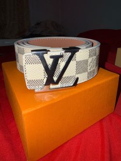 White LV belt with sliver buckle