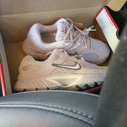 Nike Shoes Brand New 