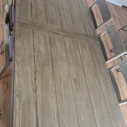 Dining Table+ Chairs $600