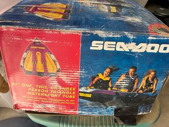 Sea-Doo 92" Triangle Watersport Towable Tube