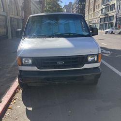 2006 Ford E-150 Cargo van