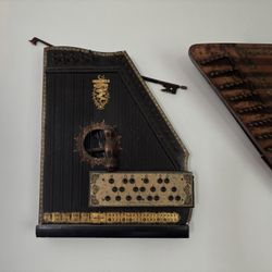 Zither (antique)