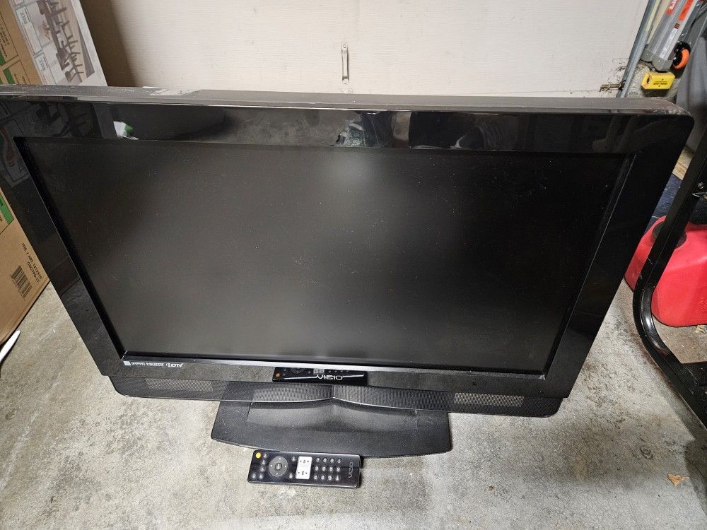Free None Working TV For Parts.