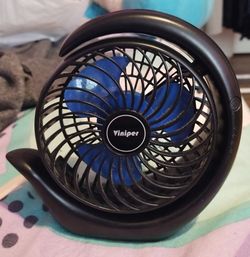 Viniper Small Desktop Fan