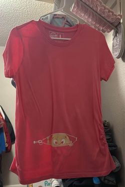 Women shirt baby peek out