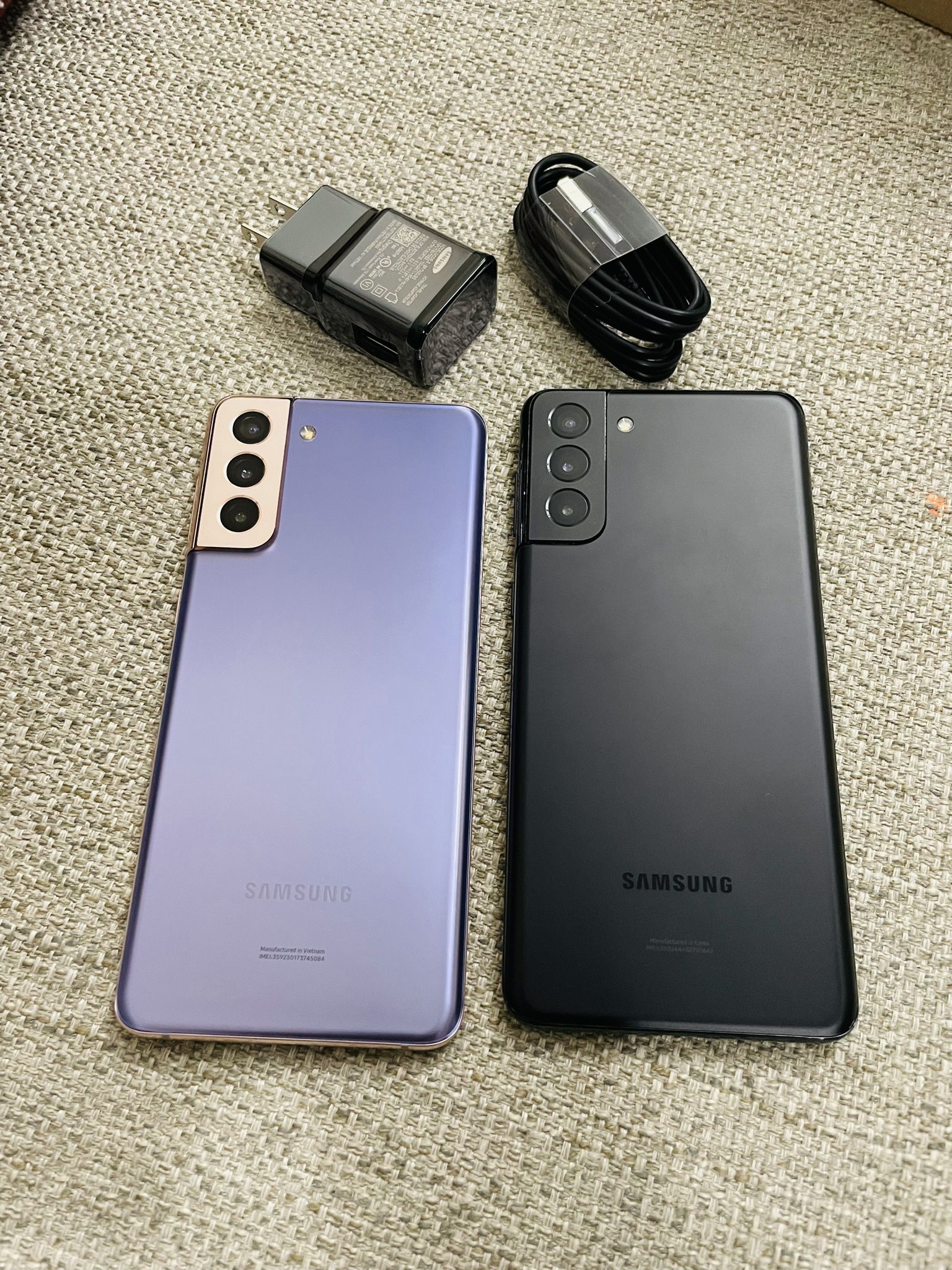 Samsung Galaxy S21+ Black & Purple 128gb Unlocked. Firm Price $299 Each