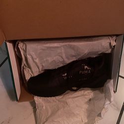 Puma Sneakers