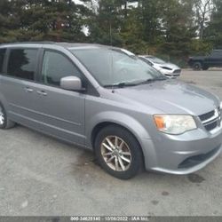 2014 Dodge Caravan SXT - Does Not Run- Needs An Engine Because Of Flood 