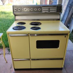 Vintage Yellow Stove Great For Patio Area It Is Electric