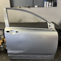 2017-2018-2019-2020-2021-2022 HONDA CR-V RIGHT FRONT DOOR OEM USED