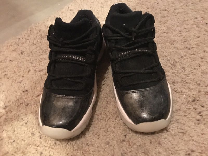 (Size: 6.5Y) black & white with shimmer top toe Jordan's
