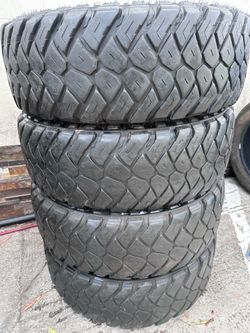 Maxxis Razar MT LT275/65R20